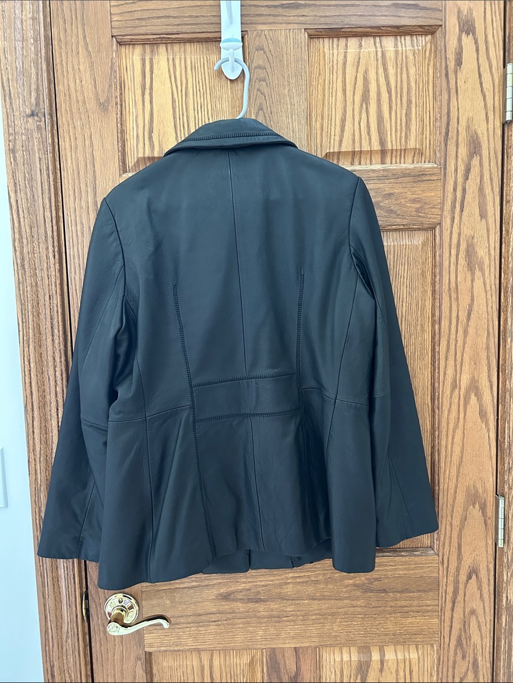 Avanti Black Leather Button-Front Women's Blazer Jacket image 5